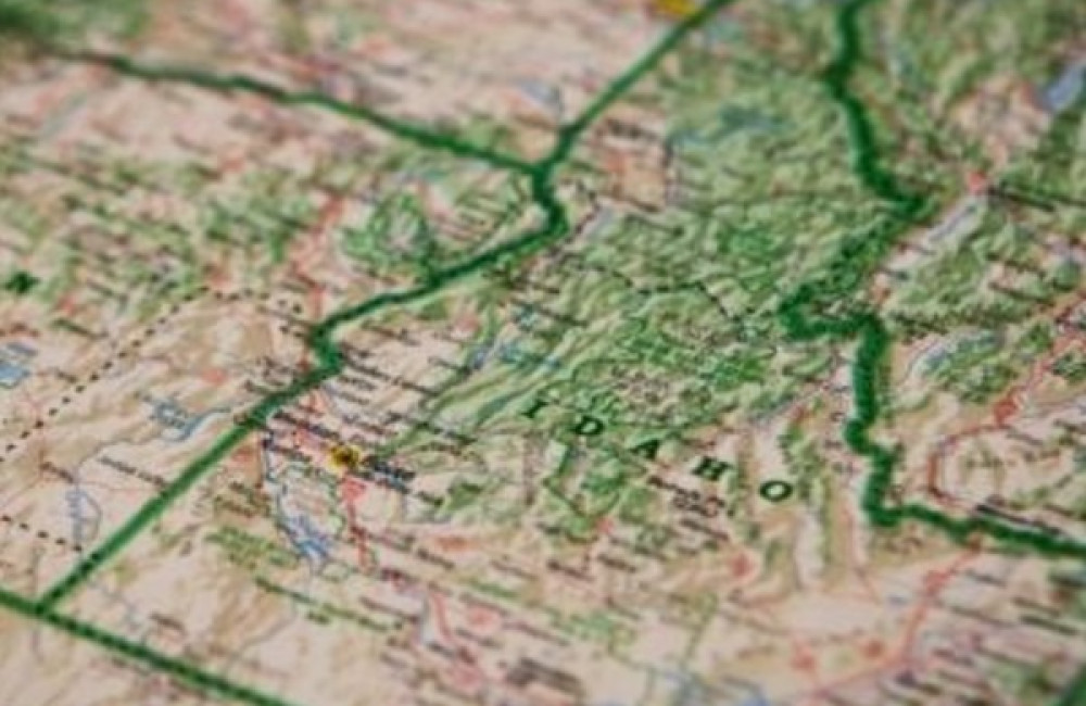 Cartography and Geographic Information Society Logo