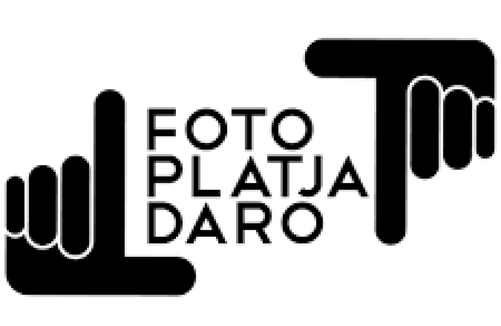 Fotoplatjadaro Name